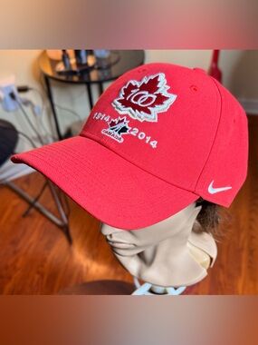 Beautiful Hockey Canada Cap